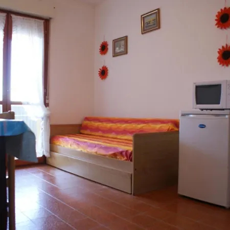 Apartment Flat In Wonderful With Swimming Pools